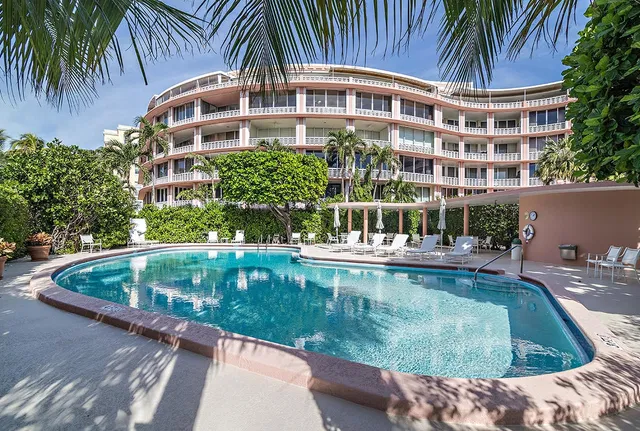 315 S Lake Drive #2b