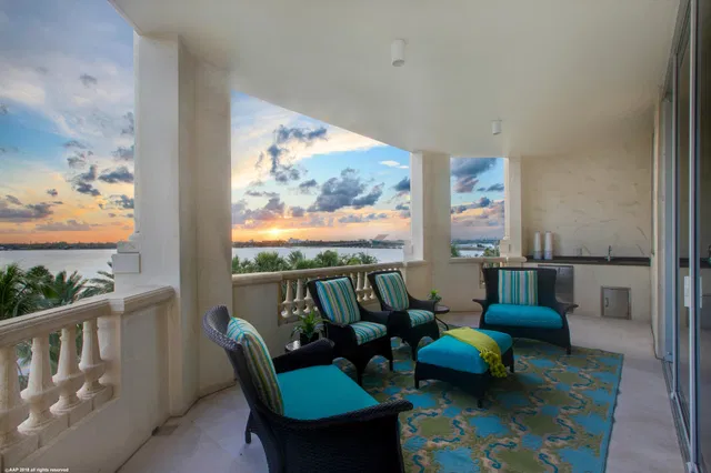 Bellaria Condos Palm Beach Unit 402 photo 13