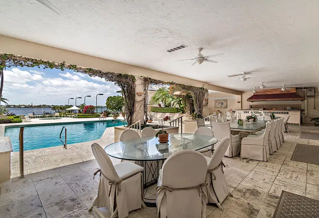 1616 S Ocean Boulevard