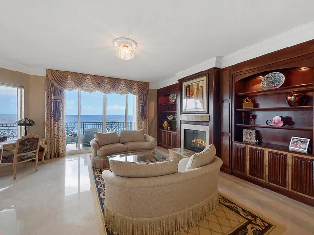 One Singer Island Condos Unit 402 photo 9