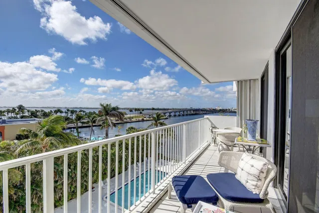 2860 S Ocean Boulevard #508