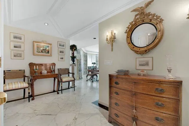 L'Ermitage Palm Beach Unit 201 photo 8
