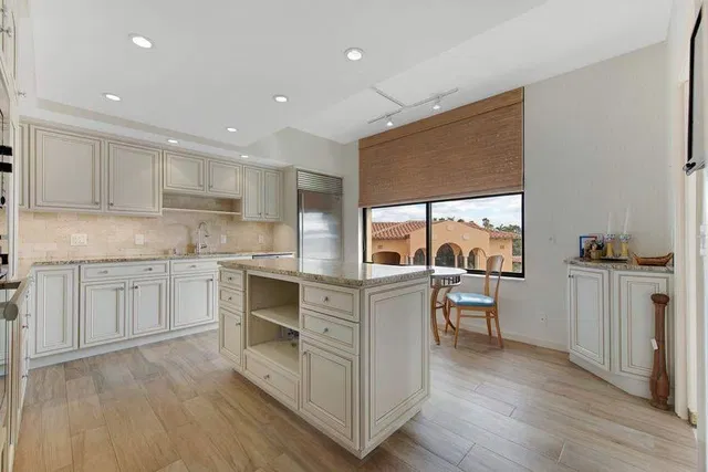 L'Ermitage Palm Beach Unit 201 photo 17