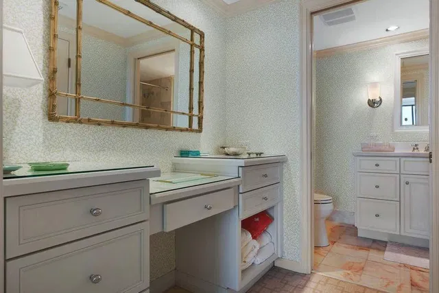 L'Ermitage Palm Beach Unit 201 photo 30