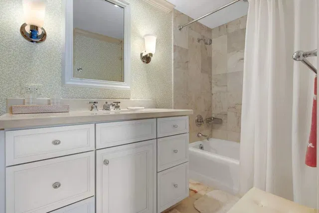 L'Ermitage Palm Beach Unit 201 photo 31