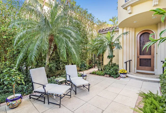 246 Seminole Avenue