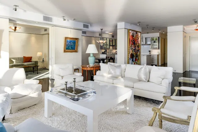 L'Ermitage Palm Beach Unit 204 photo 4