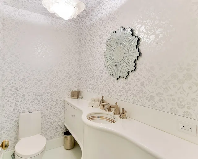 L'Ermitage Palm Beach Unit 204 photo 8