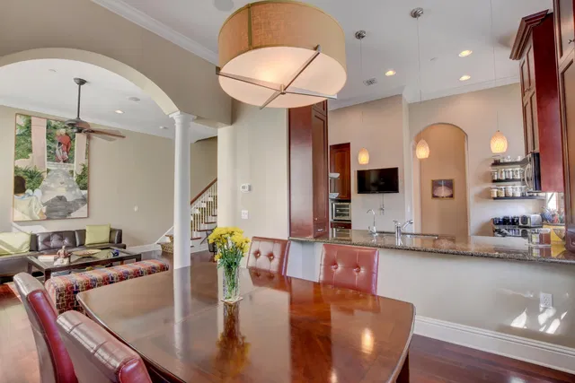 Hamilton Place Unit I photo 8