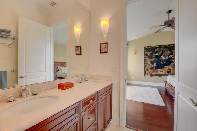 Hamilton Place Unit I photo 19