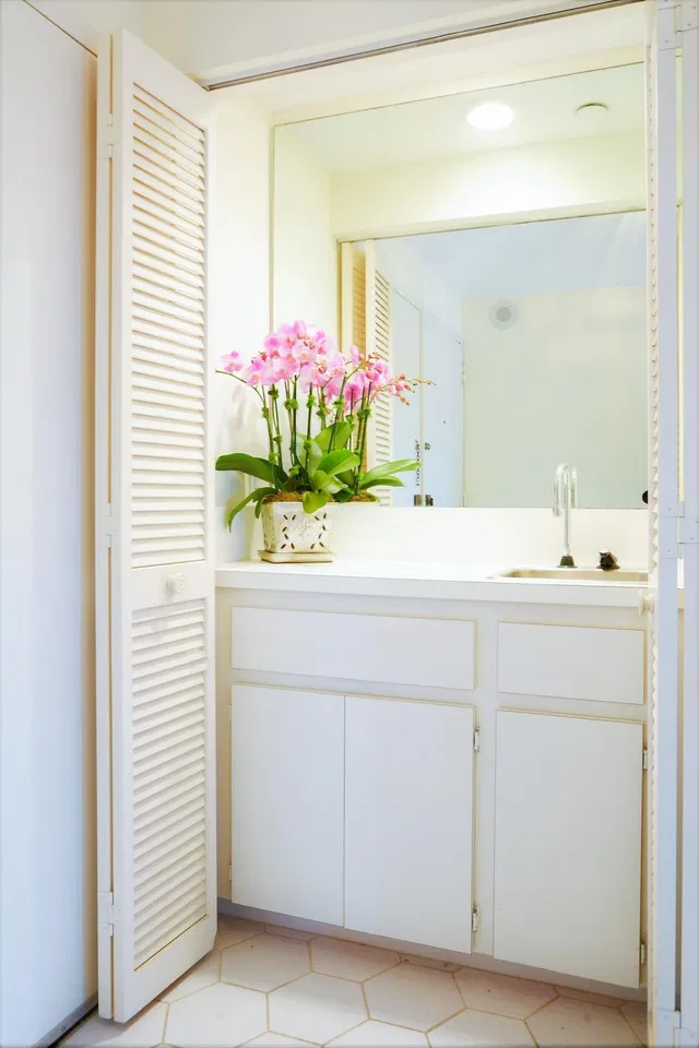 Palm Beach Biltmore Unit 202 photo 6