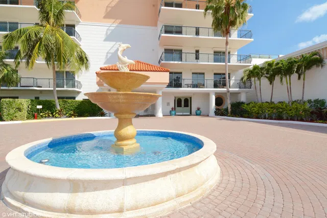 Via Delfino Condominium Unit 1103 photo 9