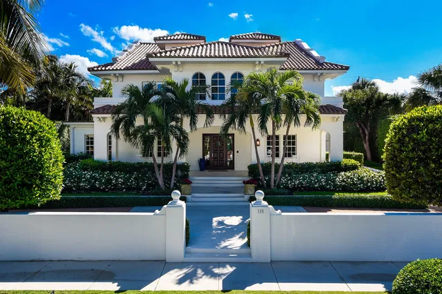 120 Everglade Avenue