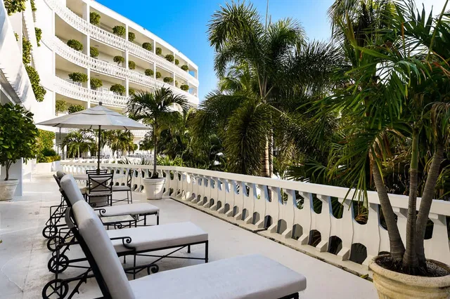 300 S Ocean Boulevard #2g
