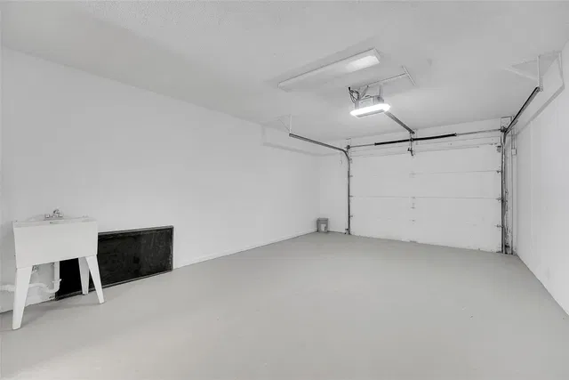 Residence photo 22