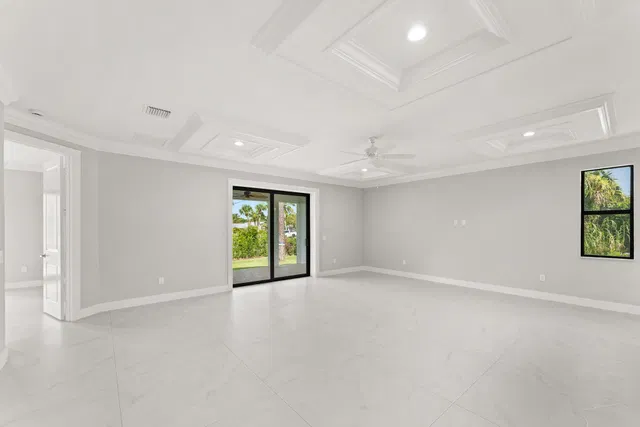Residence photo 14