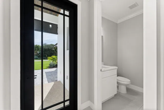 Residence photo 26