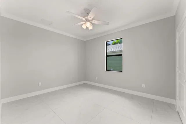 Residence photo 31