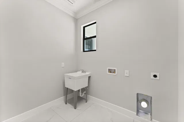 Residence photo 32