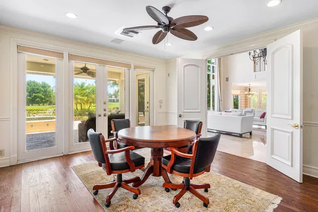 Royal Palm Yacht and Country Club Residence photo 24