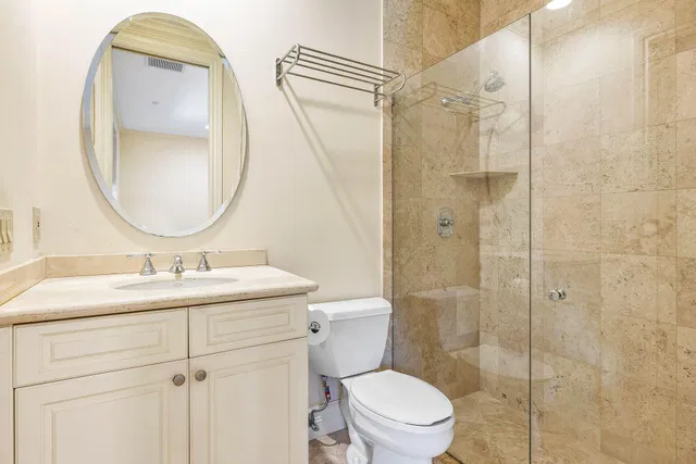 Royal Palm Yacht and Country Club Residence photo 48