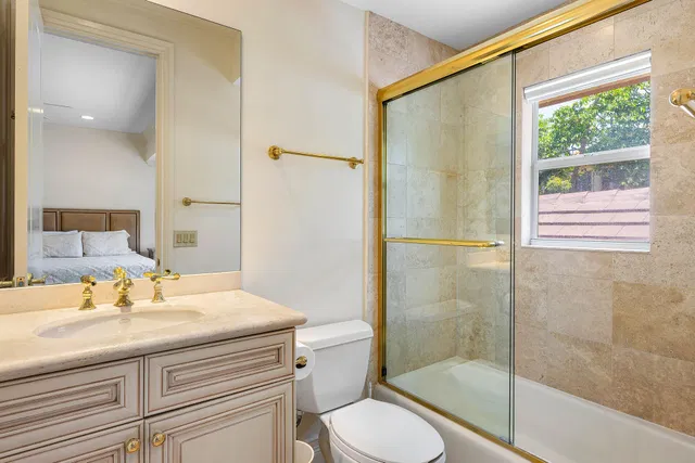 Royal Palm Yacht and Country Club Residence photo 59