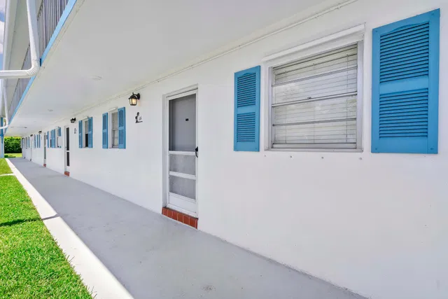 Unit 111 photo 14