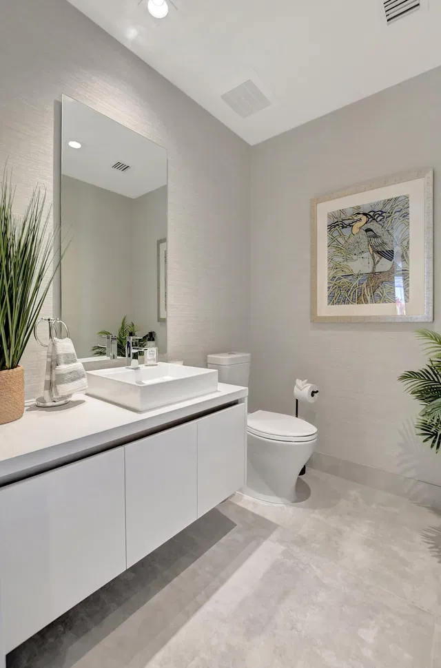 Tower 155 Unit 420 photo 15