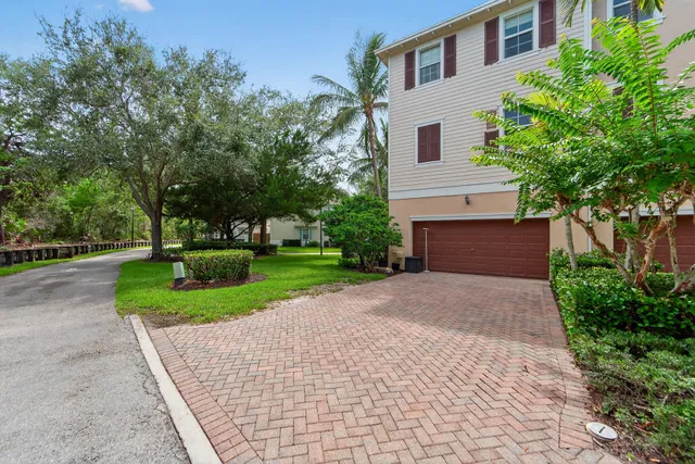 Botanica Residence photo 56