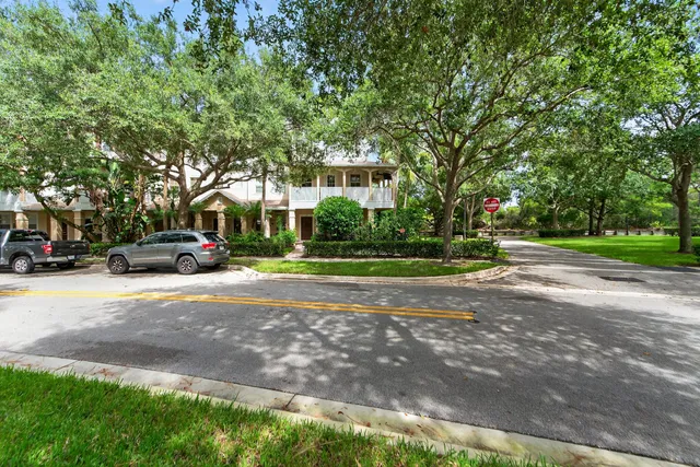 Botanica Residence photo 57