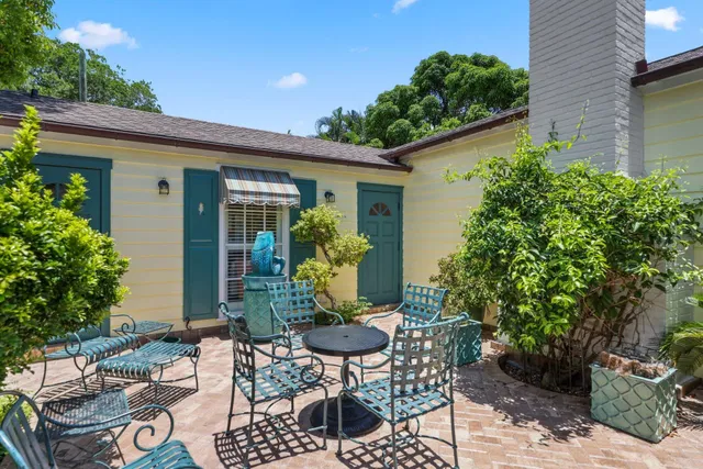 Palm Trail Delray Beach Residence photo 9