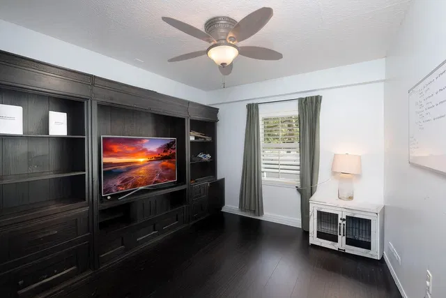 Residence photo 23
