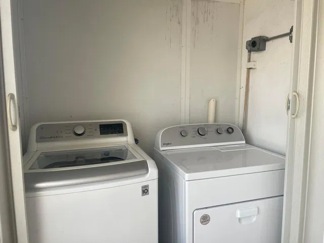Residence photo 12