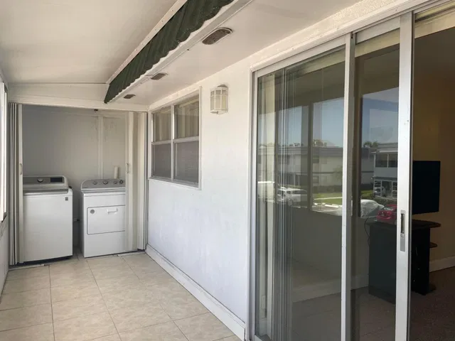 Residence photo 13