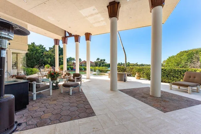 Frenchman's Creek Residence photo 13