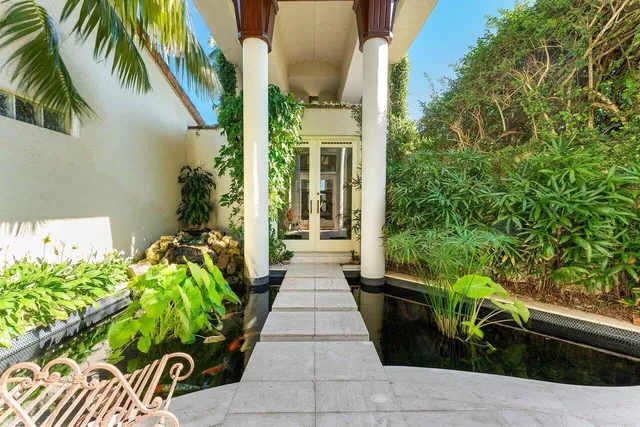 Frenchman's Creek Residence photo 30
