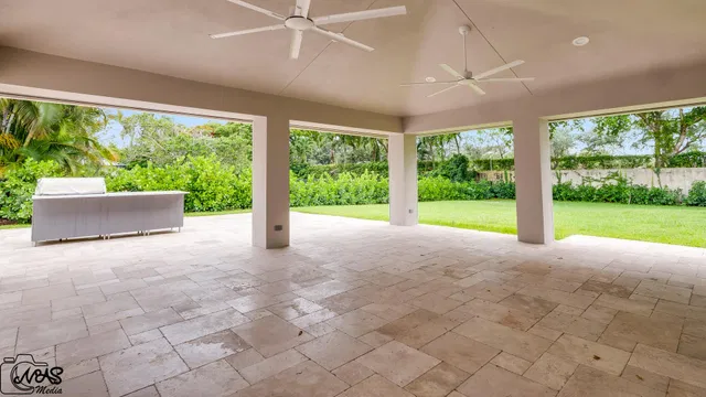 Boca Bath & Tennis Residence photo 47