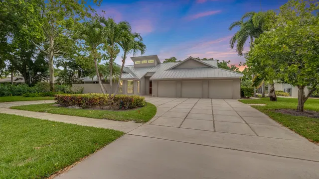 Boca Bath & Tennis Residence photo 55