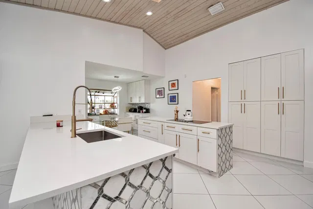 Boca Grove Residence photo 9