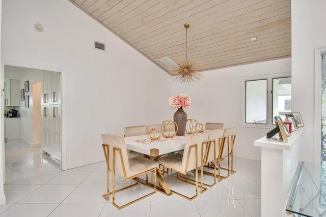 Boca Grove Residence photo 13