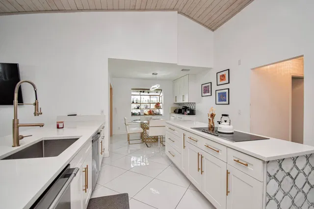 Boca Grove Residence photo 14