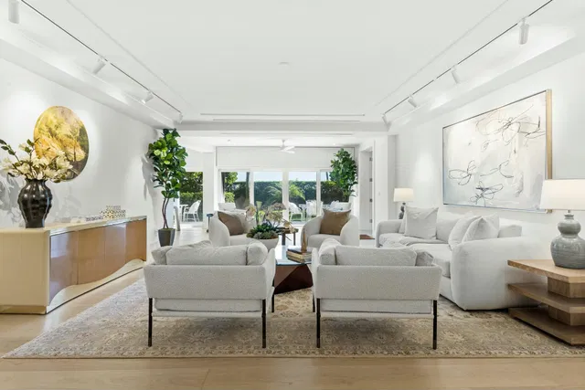 300 S Ocean Boulevard #1b