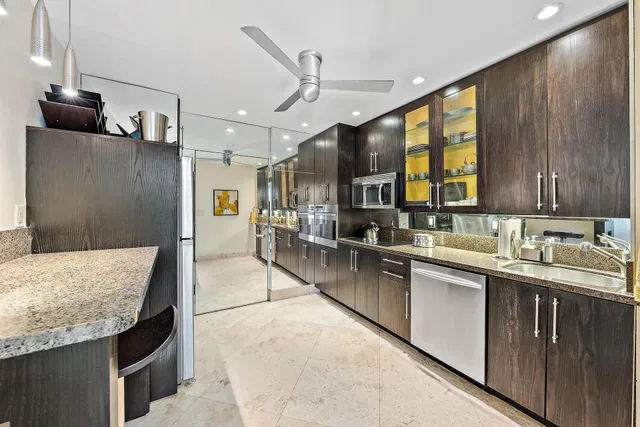 Palm Beach Towers, Palm Beach Unit 205 B photo 6
