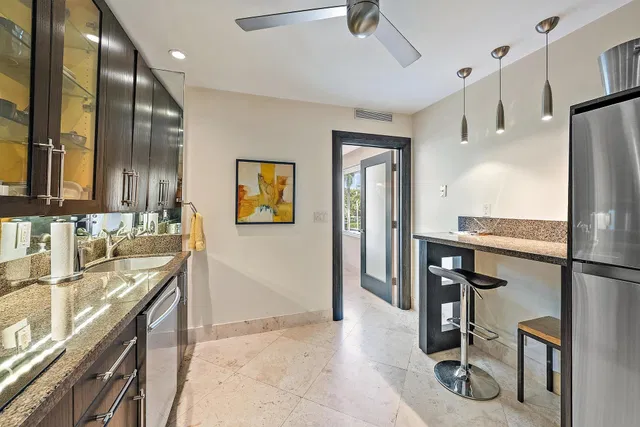 Palm Beach Towers, Palm Beach Unit 205 B photo 7