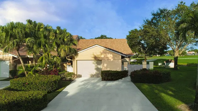 PGA National Palm Beach Gardens Residence photo 31