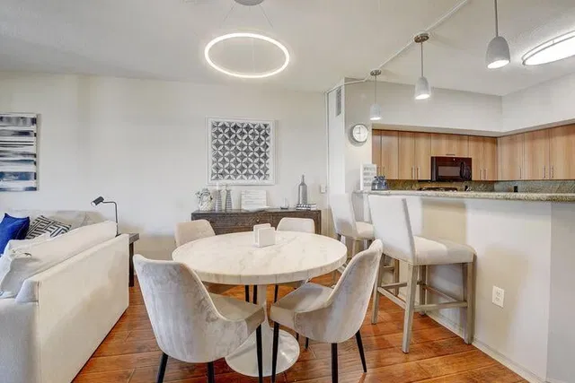 Pineapple Grove Village Condominiums Unit 2510 photo 2