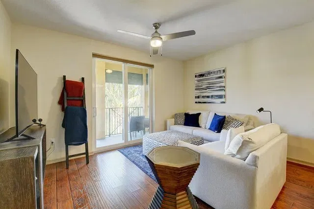 Pineapple Grove Village Condominiums Unit 2510 photo 6