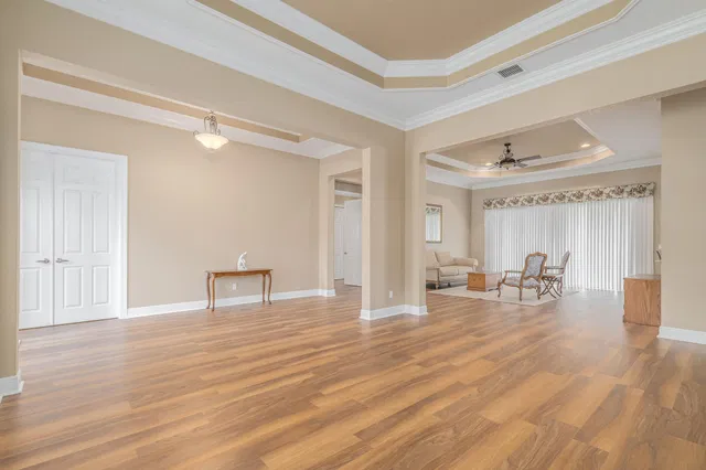 Residence photo 5