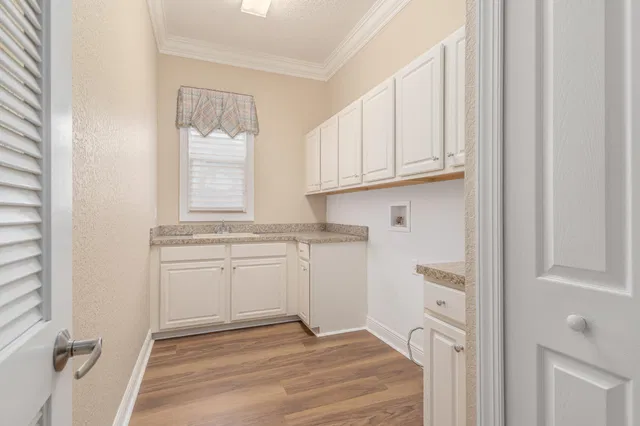 Residence photo 18