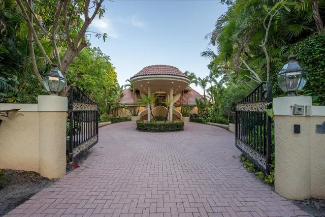 Sewall's Point Residence photo 9